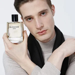 Alternative view of Burberry Hero EDT 100 ML Erkek Parfüm