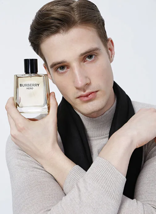 Burberry Hero EDT 100 ML Erkek Parfüm - Görsel 2